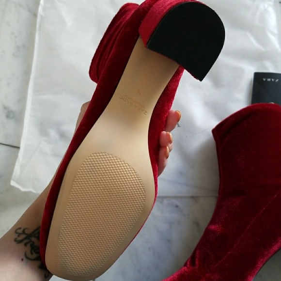 New Zara Red Velvet Ankle Boots Sz 6 - Picture 3 of 8